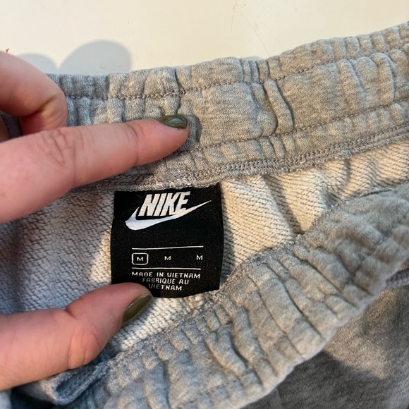 Grey Nike Joggers, size medium - Picture 2 of 2